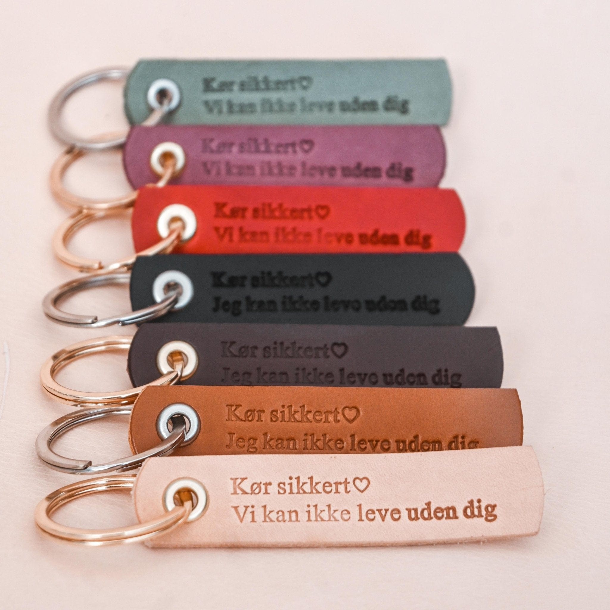 Kør Sikkert – Jeg/ Vi Kan Ikke Leve Uden Dig (7cm) - Læderfar